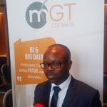Conrad Gbaguidi interviewé par Fratmat au cocktail de la performance spécial Big Data à Abidjan